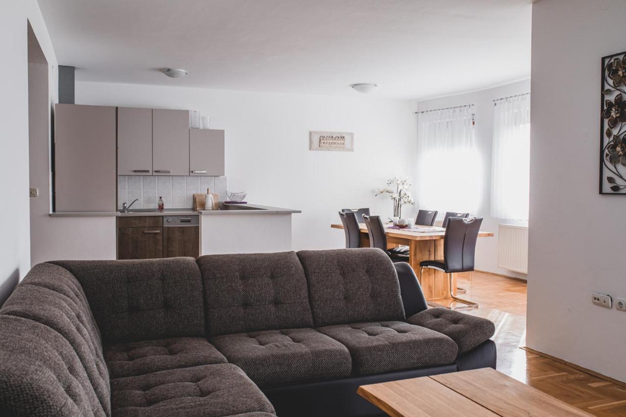 Helles 3 Schlafzimmer Apartment Zwischen Zagreb Zentrum & Natur Экстерьер фото
