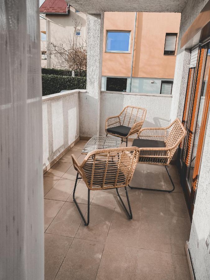 Helles 3 Schlafzimmer Apartment Zwischen Zagreb Zentrum & Natur Экстерьер фото